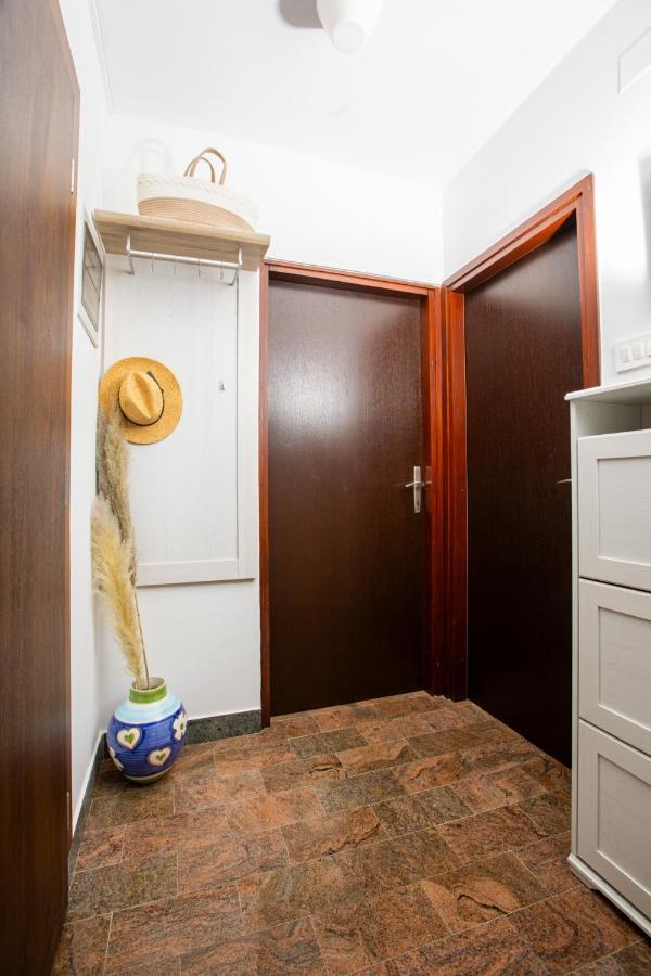Apartman Nada *